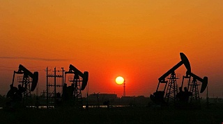 新疆油田重油公司多元热流体技术为稠油井增效